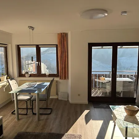 Inge * باد بيترستال غريسب